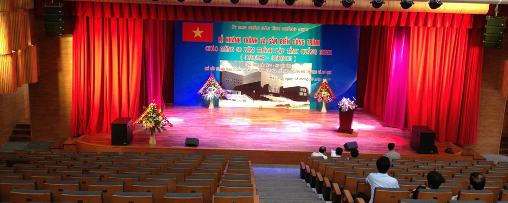 Hinh ảnh cung cấp lắp đặt hệ thống ánh sáng, phông màn cho Thư viện Quảng Ninh